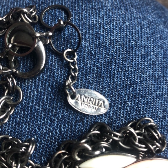 AMRITA SINGH SIGNED PINK WHITE CLEAR RHINESTONE PRINCESS JOAN NECKLACE GUNMETAL - Picture 4 of 5